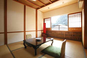 【平日限定】のんびり一人旅プラン